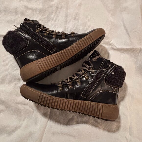 JOSEF SEIBEL MAREN 17 BOOTIE - Picture 1 of 12